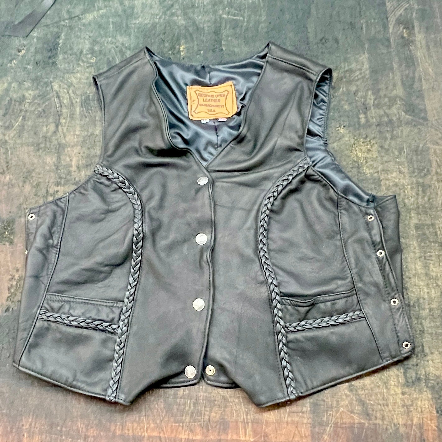 Women's Leather Silver-Snap-Front Vest
