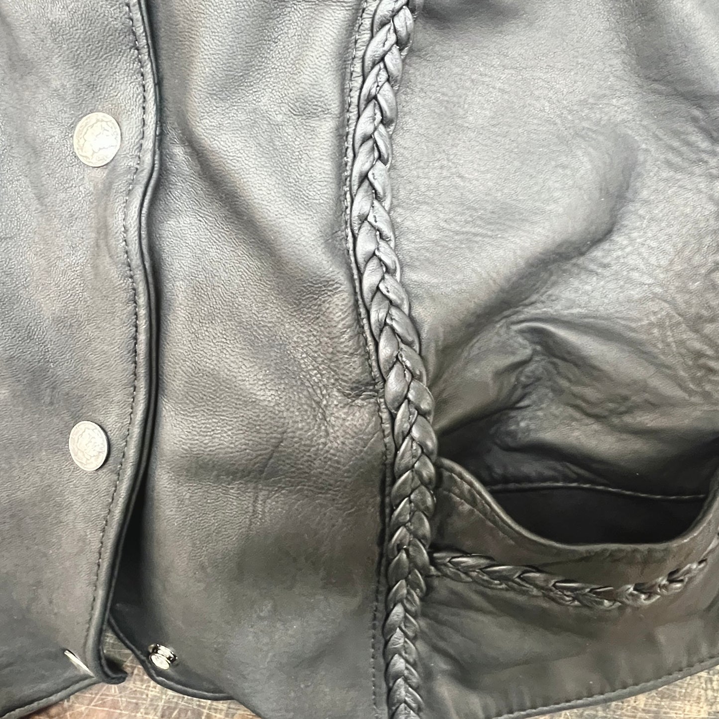 Women's Leather Silver-Snap-Front Vest